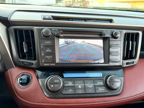 Used 2013 Toyota RAV4 Limited FWD image 20