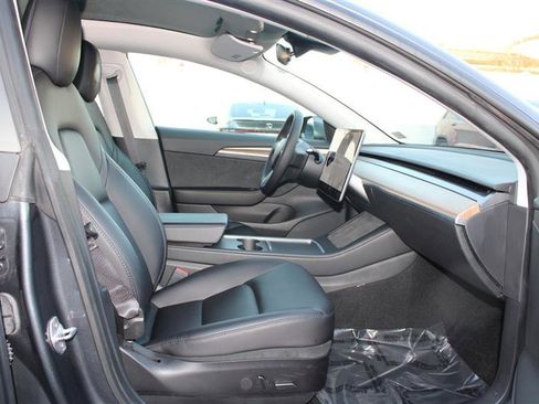Used 2021 Tesla Model 3 Long Range image 11