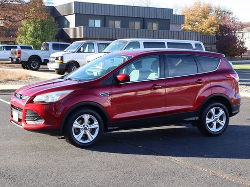 Used 2014 Ford Escape SE image 10