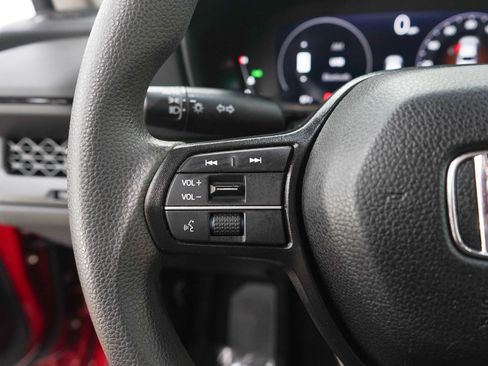 Used 2023 Honda Accord LX image 22