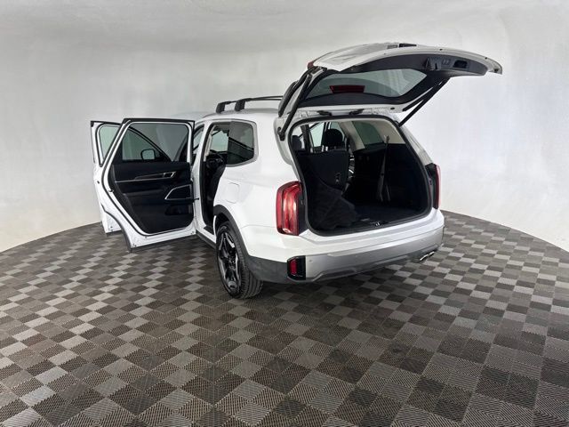 Certified 2025 Kia Telluride S AWD/4WD image 18