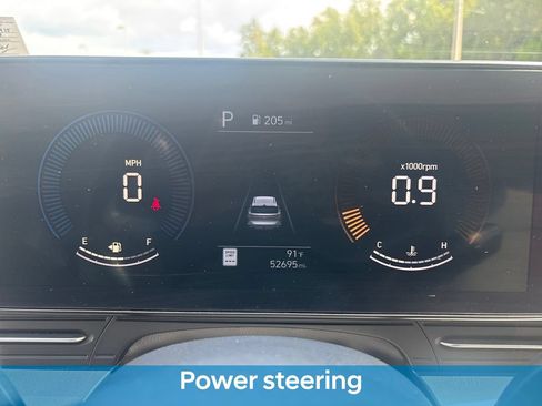 Used 2024 Hyundai Kona SEL AWD/4WD image 16