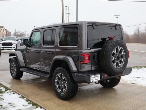 New 2026 Jeep Wrangler Unlimited Sahara AWD/4WD image 30