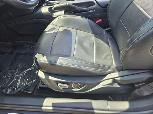 Used 2016 Ford Mustang Premium RWD image 11