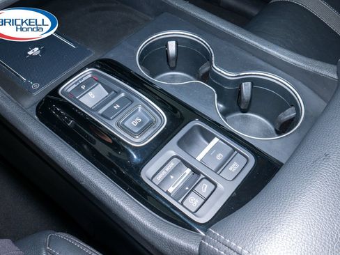 Certified 2023 Honda Pilot Touring image 38