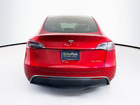 Used 2024 Tesla Model Y Long Range image 7