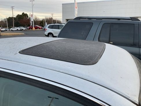 Used 2000 Acura RL image 4