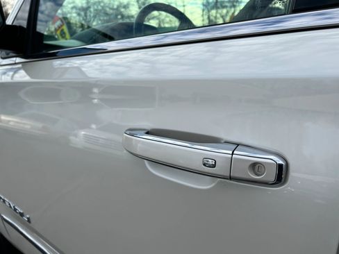 Used 2015 GMC Yukon Denali image 35