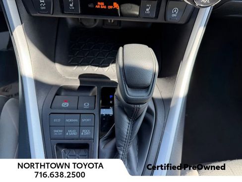 Used 2023 Toyota RAV4 XLE w/ Convenience Package image 21
