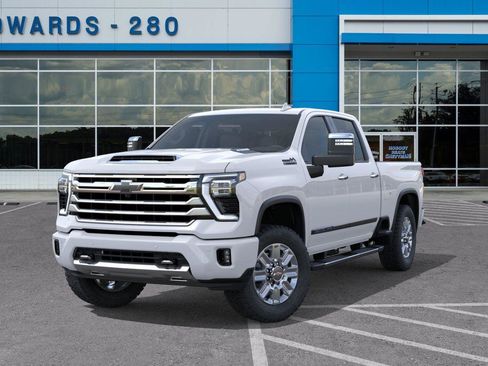 New 2026 Chevrolet Silverado 3500 High Country w/ High Country Premium Package AWD/4WD image 6