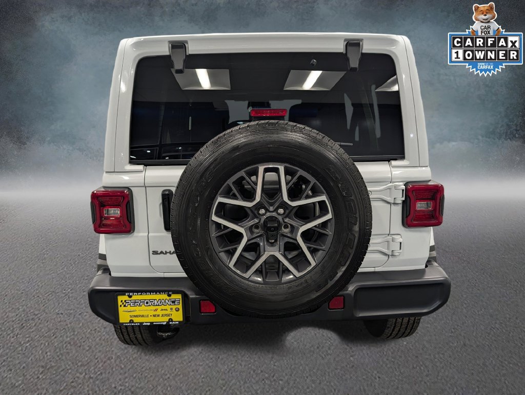 Used 2026 Jeep Wrangler Unlimited Sahara AWD/4WD image 5