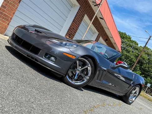 Used 2012 Chevrolet Corvette Grand Sport w/ 3LT Preferred Equipment Group RWD image 8