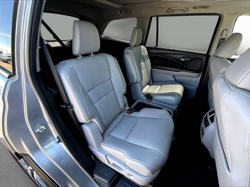 Used 2016 Honda Pilot Elite image 27