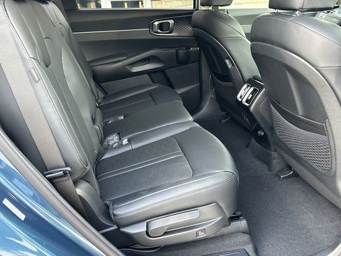New 2026 Kia Sorento EX image 16