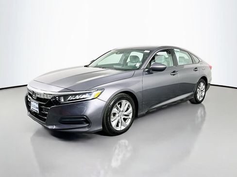 Used 2018 Honda Accord LX image 4