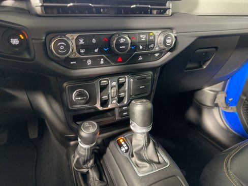 Used 2024 Jeep Wrangler Sahara w/ Technology Group image 16