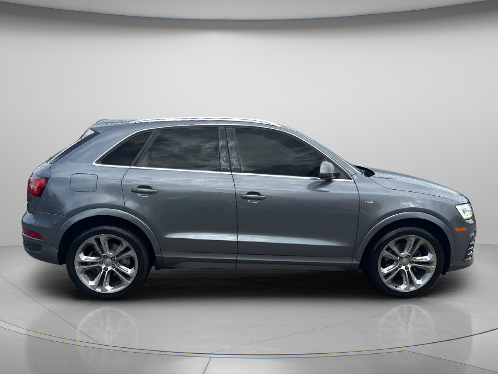 Used 2017 Audi Q3 2.0T Prestige w/ Prestige Package AWD/4WD image 8