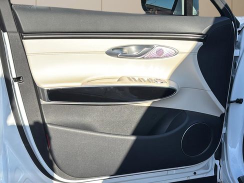 Used 2026 Genesis GV70 2.5T image 15