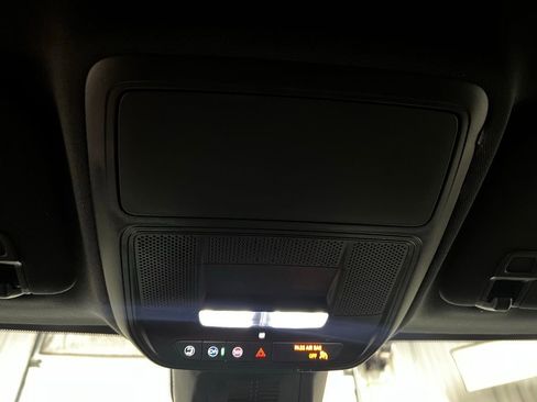 New 2026 Chevrolet Equinox LT AWD/4WD image 21