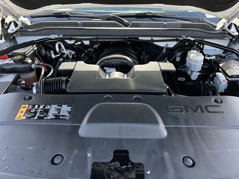 Used 2019 GMC Yukon XL SLT w/ Open Road Package image 31