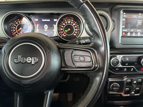 Used 2021 Jeep Gladiator Sport AWD/4WD image 16