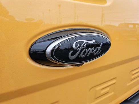 Used 2022 Ford Ranger XLT w/ Equipment Group 301A Mid image 14