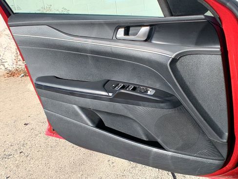 Used 2022 Kia K5 GT-Line image 18