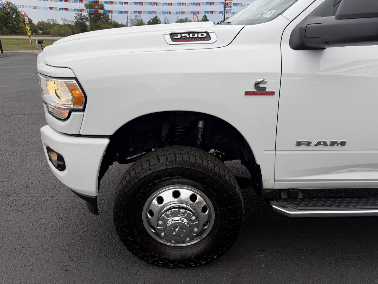 Used 2024 RAM 3500 Big Horn w/ Level 2 Equipment Group AWD/4WD image 11