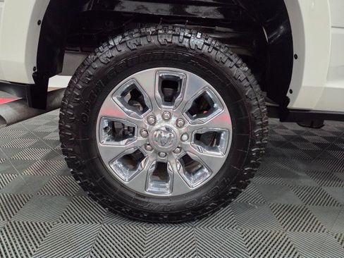 Used 2020 RAM 2500 Limited image 92