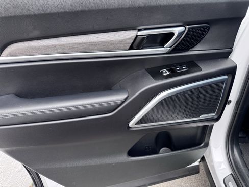 Used 2022 Kia Telluride SX image 14