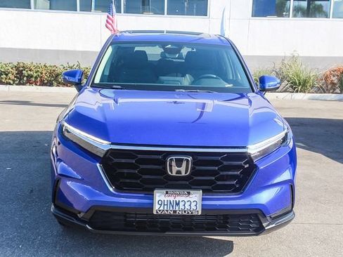 Used 2023 Honda CR-V EX image 2
