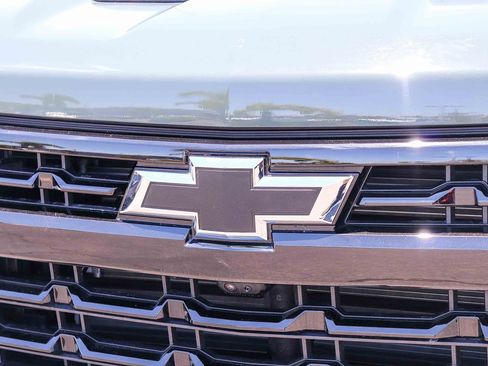 Used 2026 Chevrolet Silverado 1500 LT Trail Boss w/ Safety Package AWD/4WD image 11