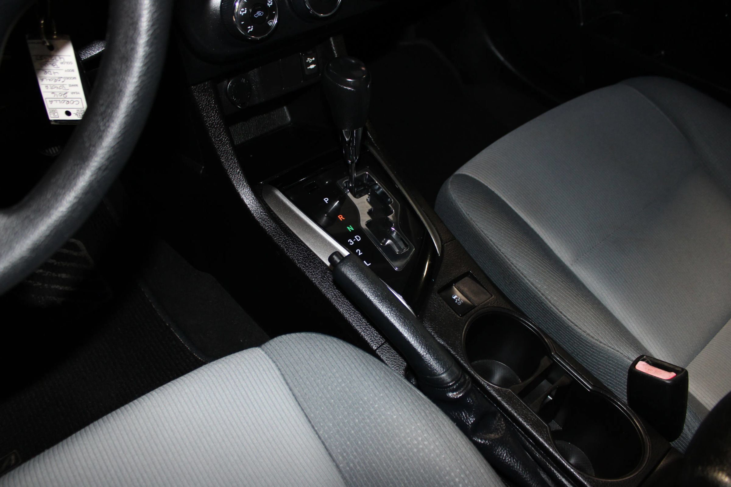 Used 2016 Toyota Corolla L FWD image 15