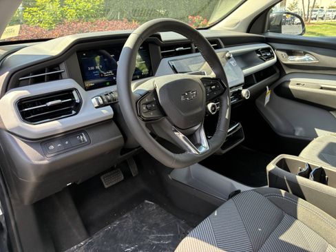 New 2027 Chevrolet Bolt LT w/ Comfort Package FWD image 22