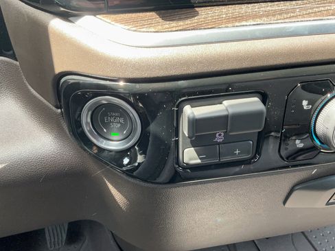 Used 2026 Chevrolet Silverado 3500 LT w/ All Star Edition AWD/4WD image 36