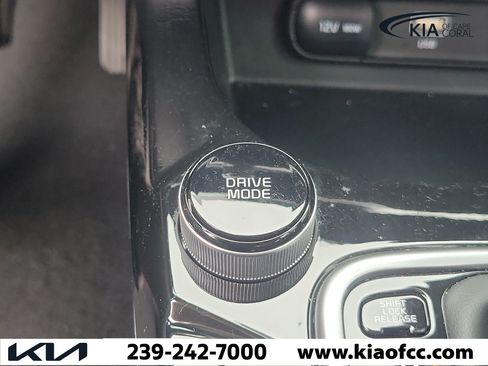 Certified 2025 Kia Seltos X-Line AWD/4WD image 29