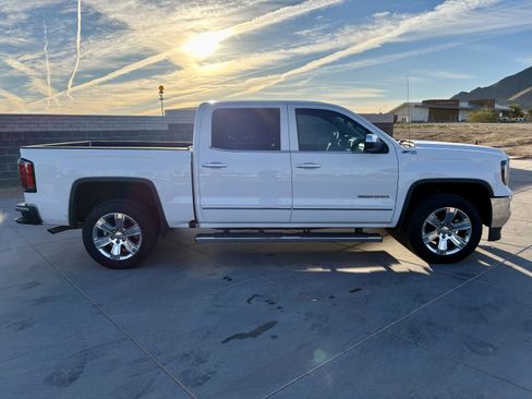 Used 2018 GMC Sierra 1500 SLT image 6