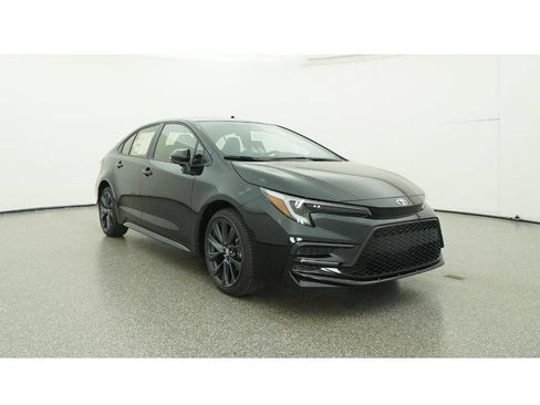 Used 2026 Toyota Corolla SE FWD image 34