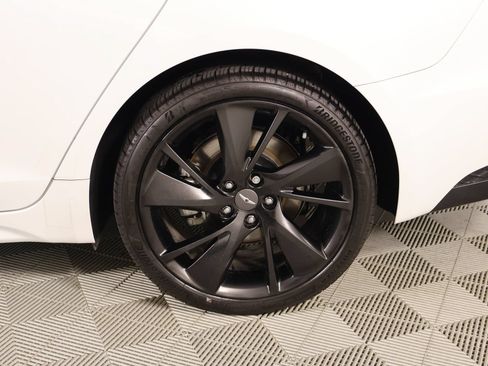 Used 2023 Genesis G70 2.0T w/ Sport Prestige Package RWD image 20