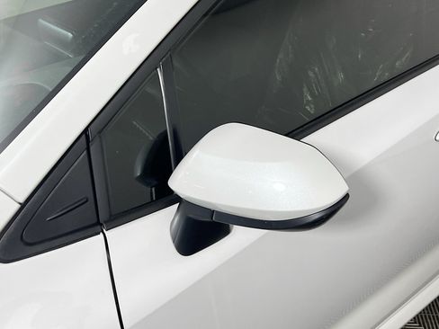 Used 2025 Toyota Corolla LE FWD image 13
