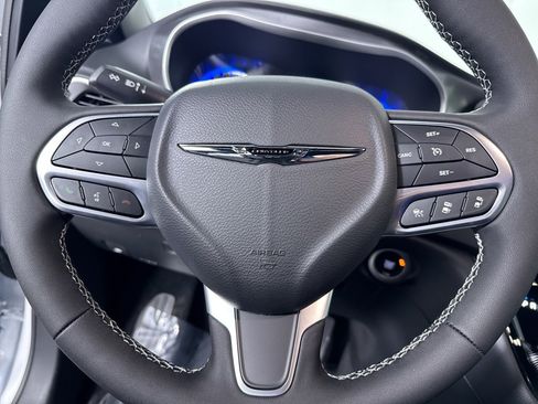 New 2026 Chrysler Voyager LX image 24