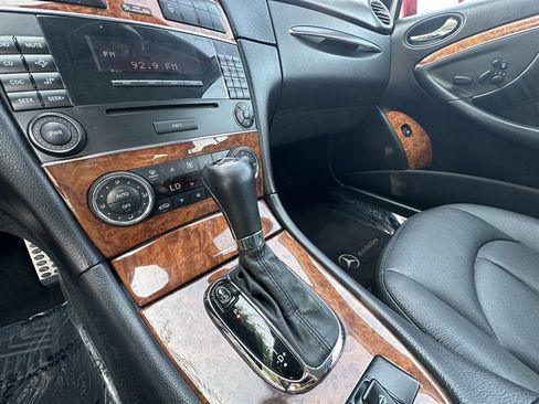 Used 2007 Mercedes-Benz CLK 350 Cabriolet image 26