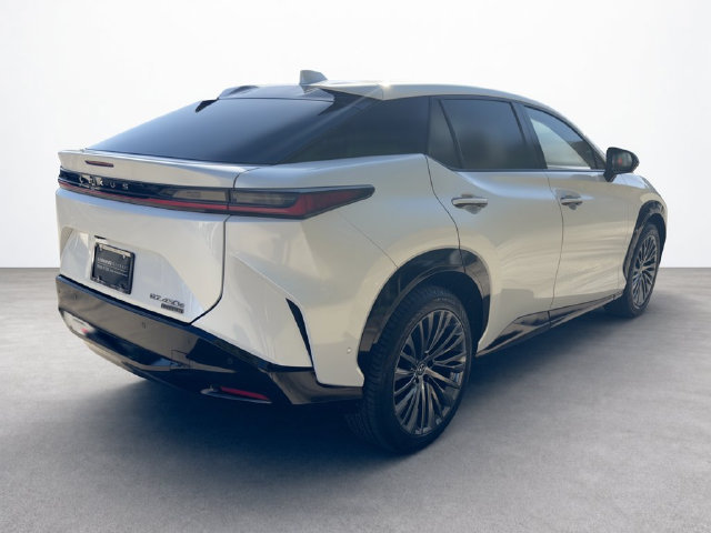 Used 2023 Lexus RZ 450e Premium w/ Accessory Package (2T) AWD/4WD image 5