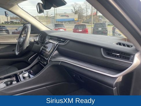 Certified 2022 Jeep Grand Cherokee L Limited image 15