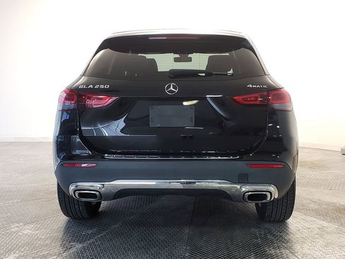 Certified 2021 Mercedes-Benz GLA 250 4MATIC image 4
