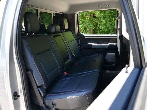 Used 2024 Ford F250 Lariat w/ Sport Appearance Package AWD/4WD image 40