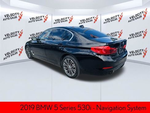 Used 2019 BMW 530i w/ Convenience Package image 5