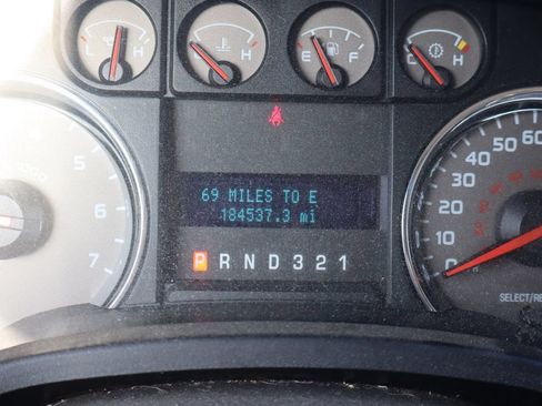 Used 2010 Ford F150 XLT RWD image 3