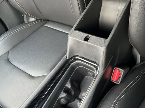 Used 2025 Jeep Compass Limited image 30