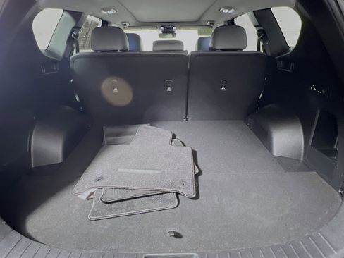 Used 2023 Hyundai Santa Fe Limited image 34